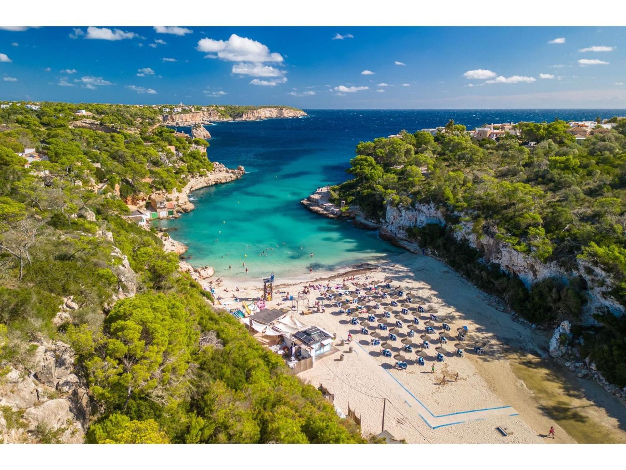 Vista Playa - Lom180 By Interhome * Cala Llombards